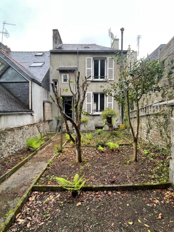 QUIMPER Maison années 30 à rénover avec garage et jardin (quartier Gare Quimper) 15