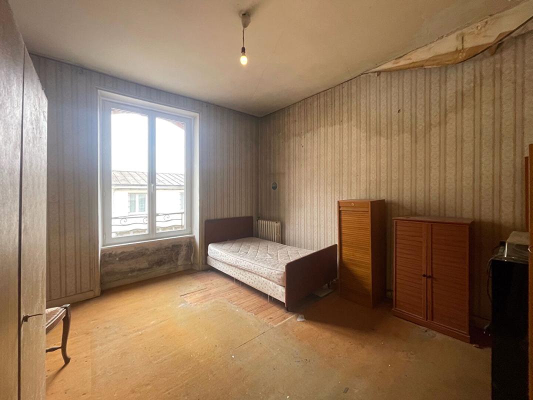 QUIMPER Maison années 30 à rénover avec garage et jardin (quartier Gare Quimper) 8