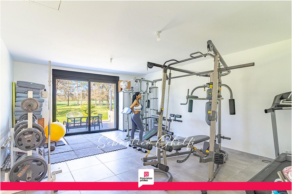 ROMORANTIN-LANTHENAY belle maison avec 3 chambres dont 1 suite-salle de sport-double garage 14