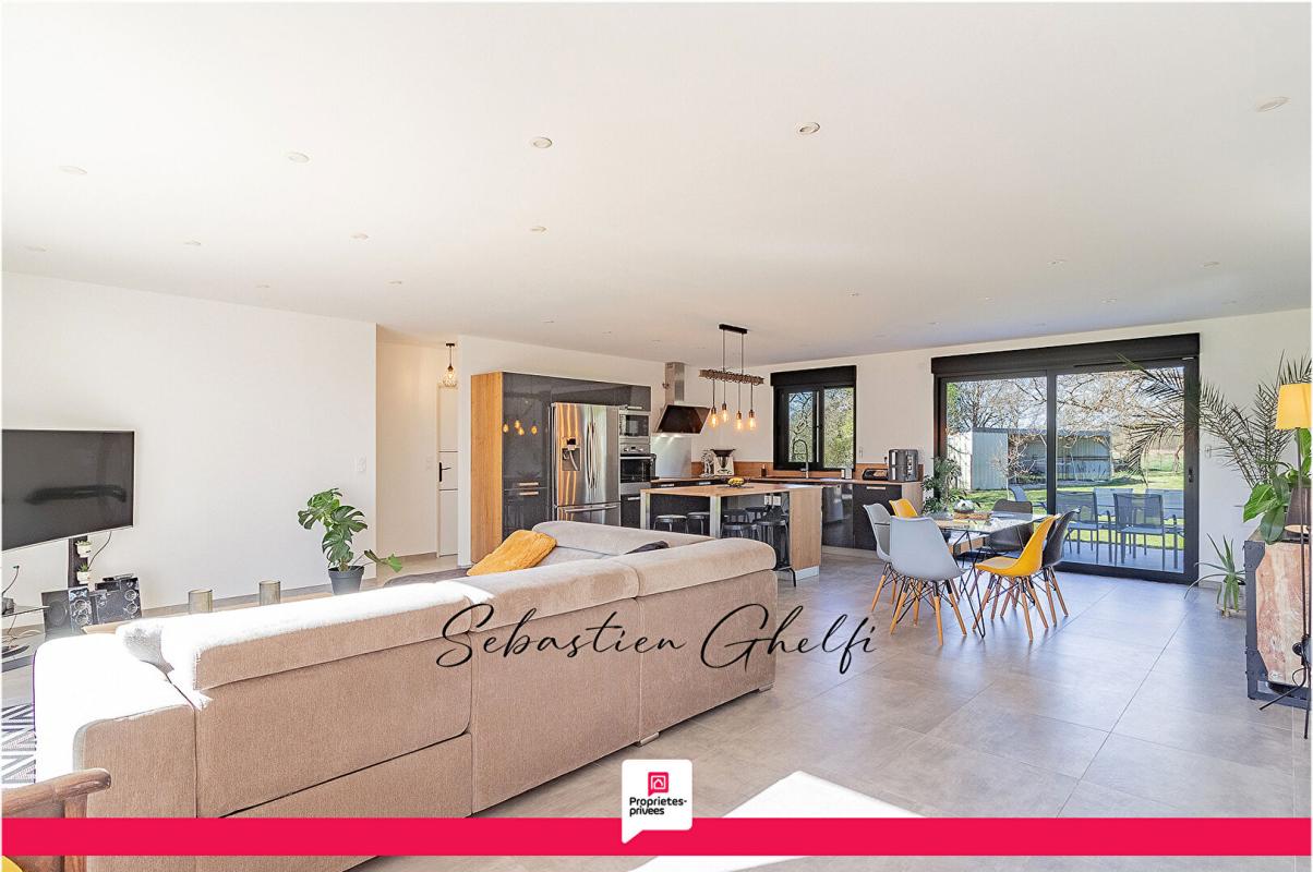 ROMORANTIN-LANTHENAY belle maison avec 3 chambres dont 1 suite-salle de sport-double garage 8