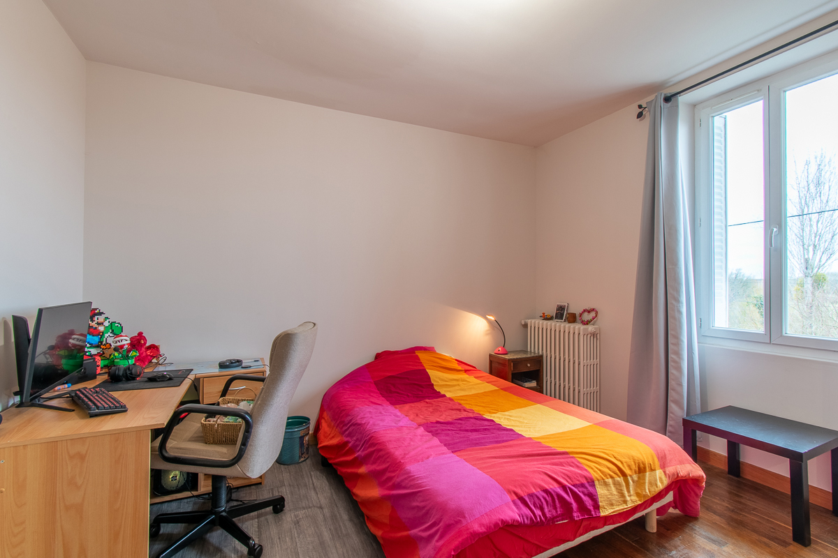 MEREAU Maison Mereau 10 pièce(s) 286 m2 15