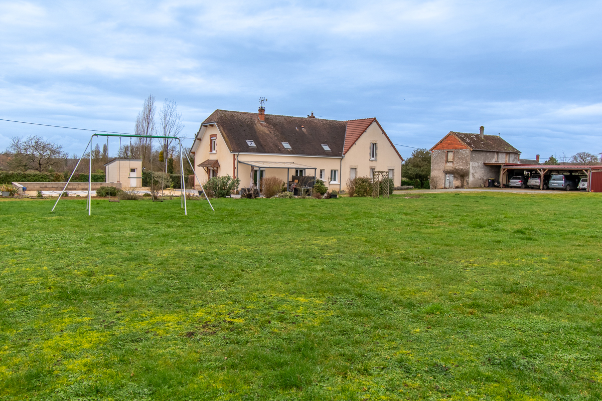 MEREAU Maison Mereau 10 pièce(s) 286 m2 16