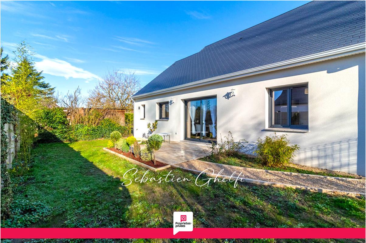 CONTRES belle maison de plain-pied à pieds des commerces-3 chambres- garage 2