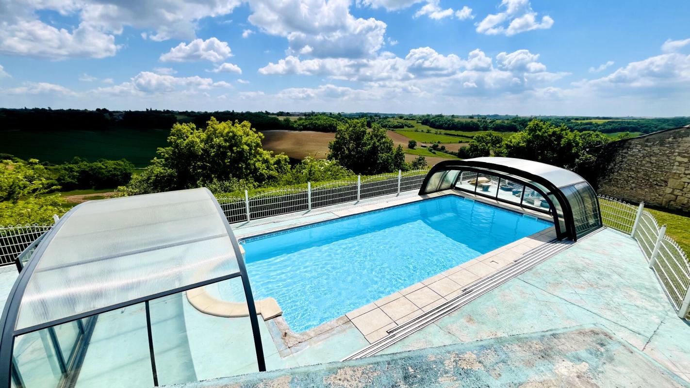 COMBEFA Maison en pierre de caractère, 6 pièce(s) 158 m2 11