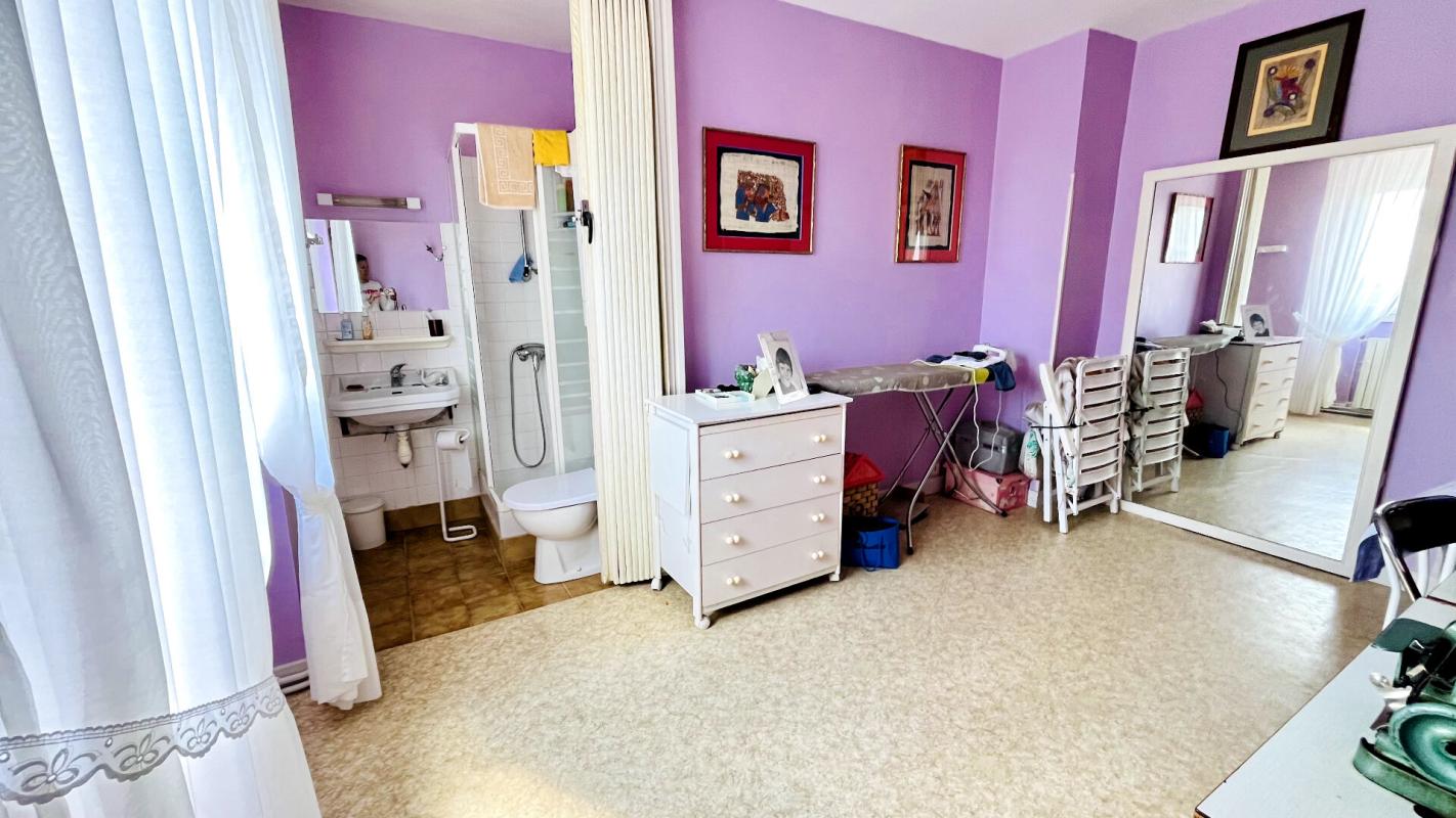 COMBEFA Maison en pierre de caractère, 6 pièce(s) 158 m2 6