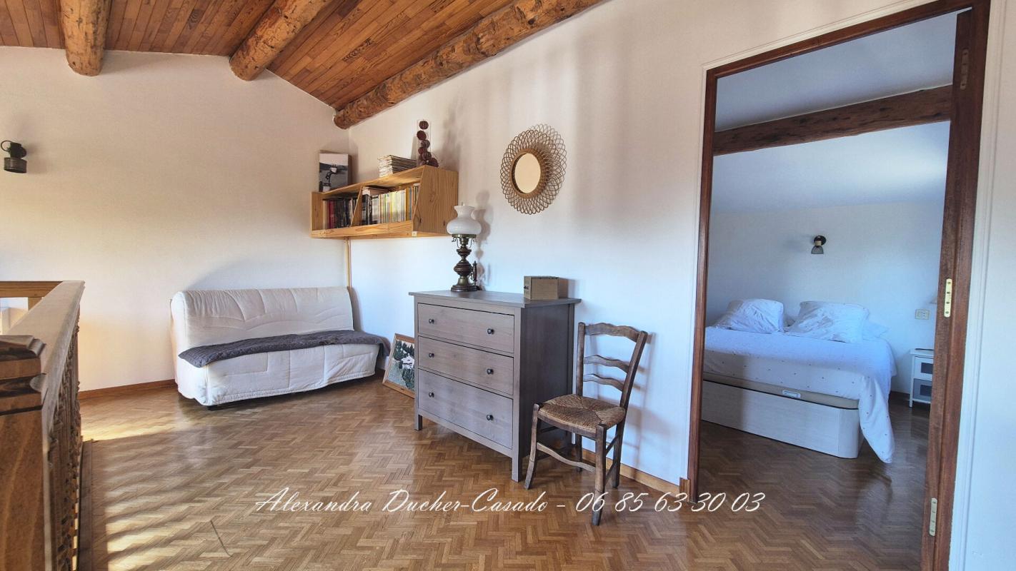 SISTERON Maison d'habitation avec atelier et annexes 11
