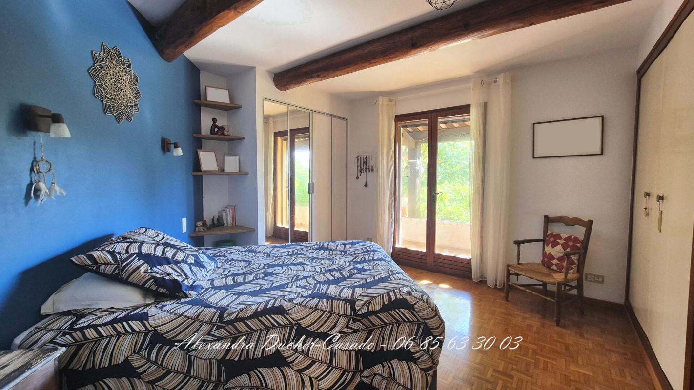 SISTERON Maison d'habitation avec atelier et annexes 9