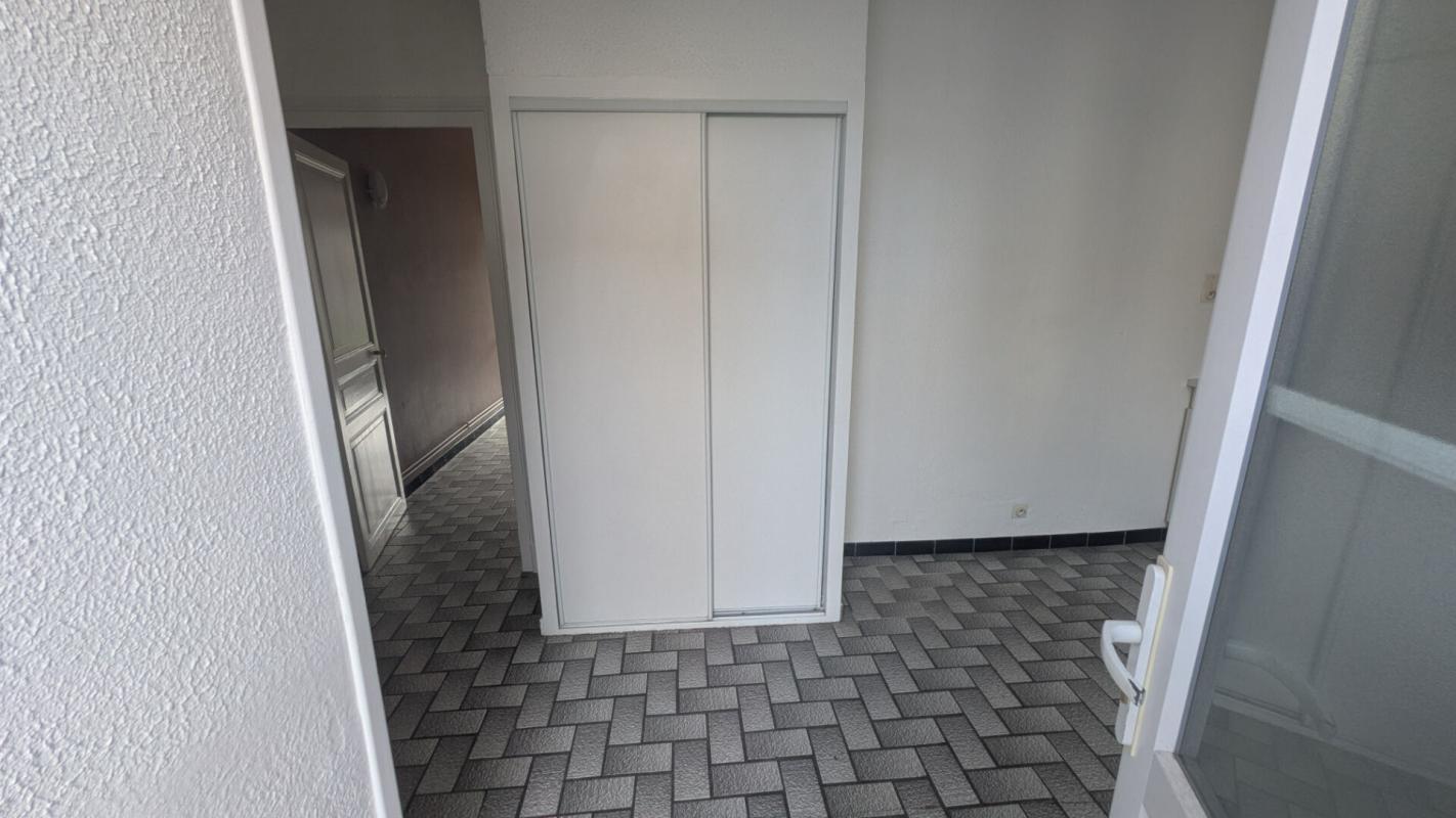 VARENNES-SUR-ALLIER Maison de ville avec jardin et cave sur Varennes Sur Allier 11