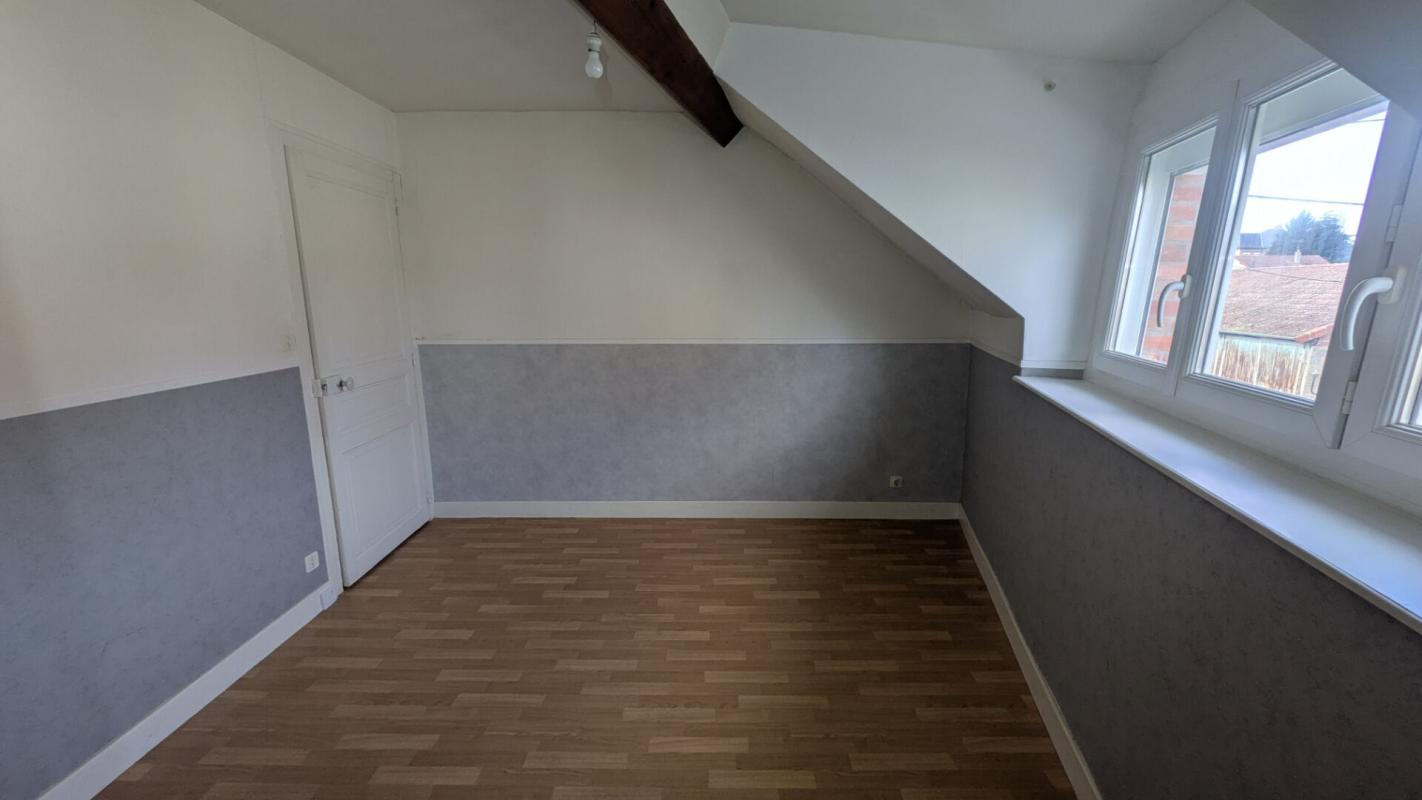 VARENNES-SUR-ALLIER Maison de ville avec jardin et cave sur Varennes Sur Allier 8