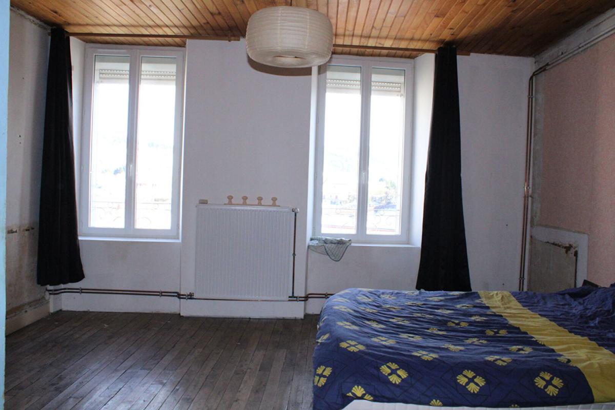 LANGOGNE Maison  avec jardin , garage et appartement indépendant 12