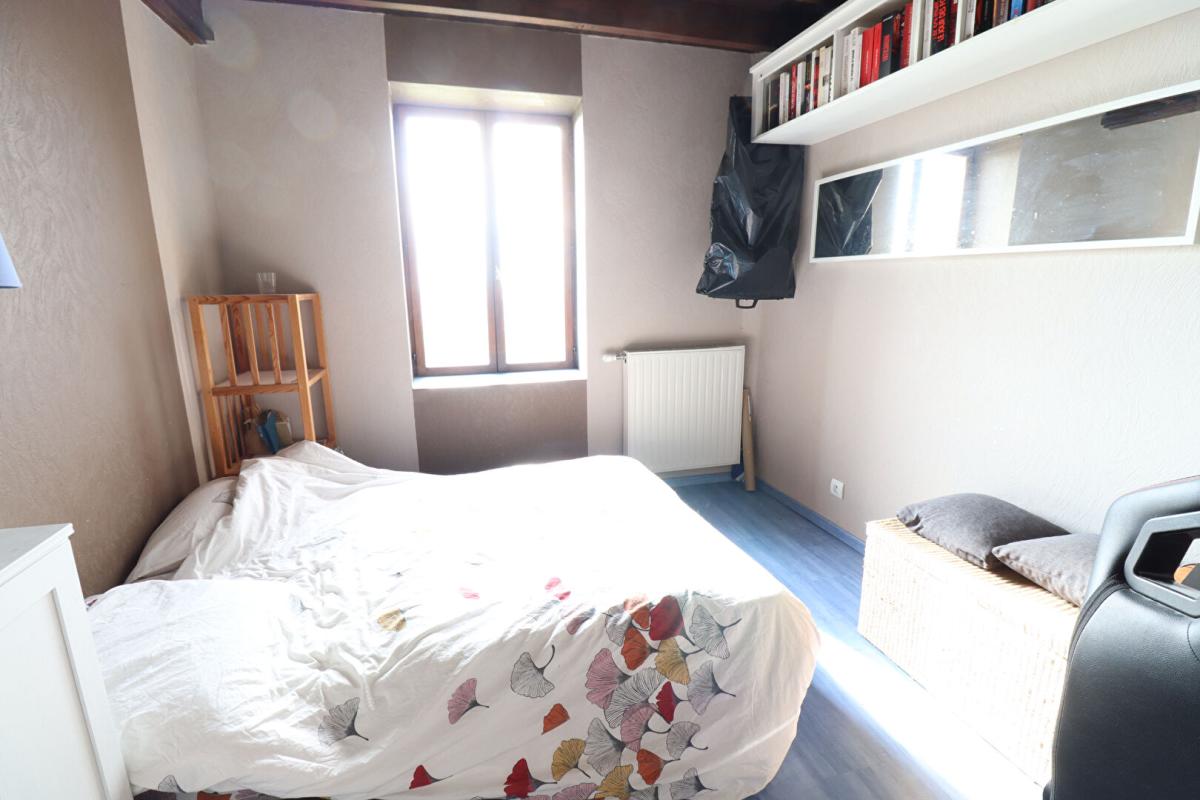 SAINT-VERAND Maison 6 pièces Saint Vérand  +/-120 m2 avec annexes et vue sur Monts du Lyonnais 15