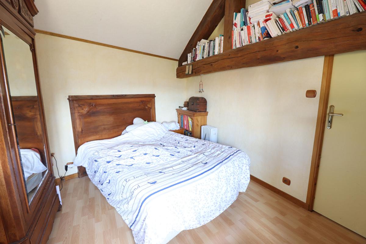 SAINT-VERAND Maison 6 pièces Saint Vérand  +/-120 m2 avec annexes et vue sur Monts du Lyonnais 16