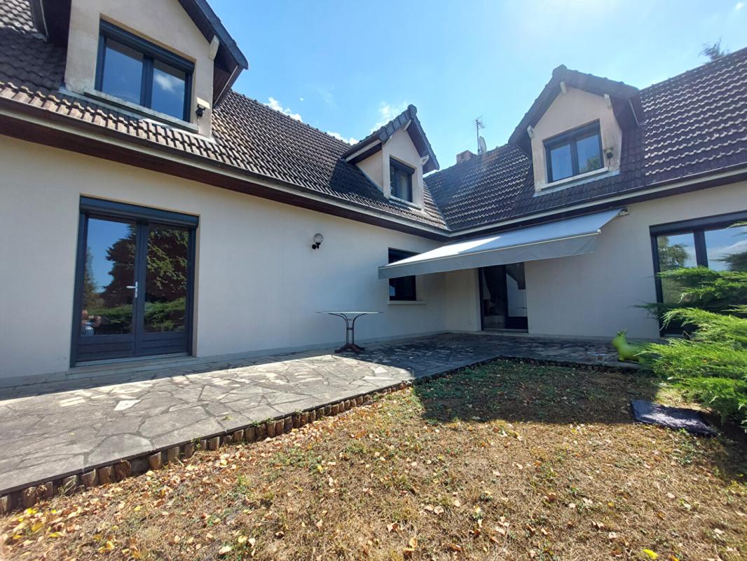 MONTCEAU-LES-MINES Maison Montceau Les Mines 7 pièce(s) 187 m2 18