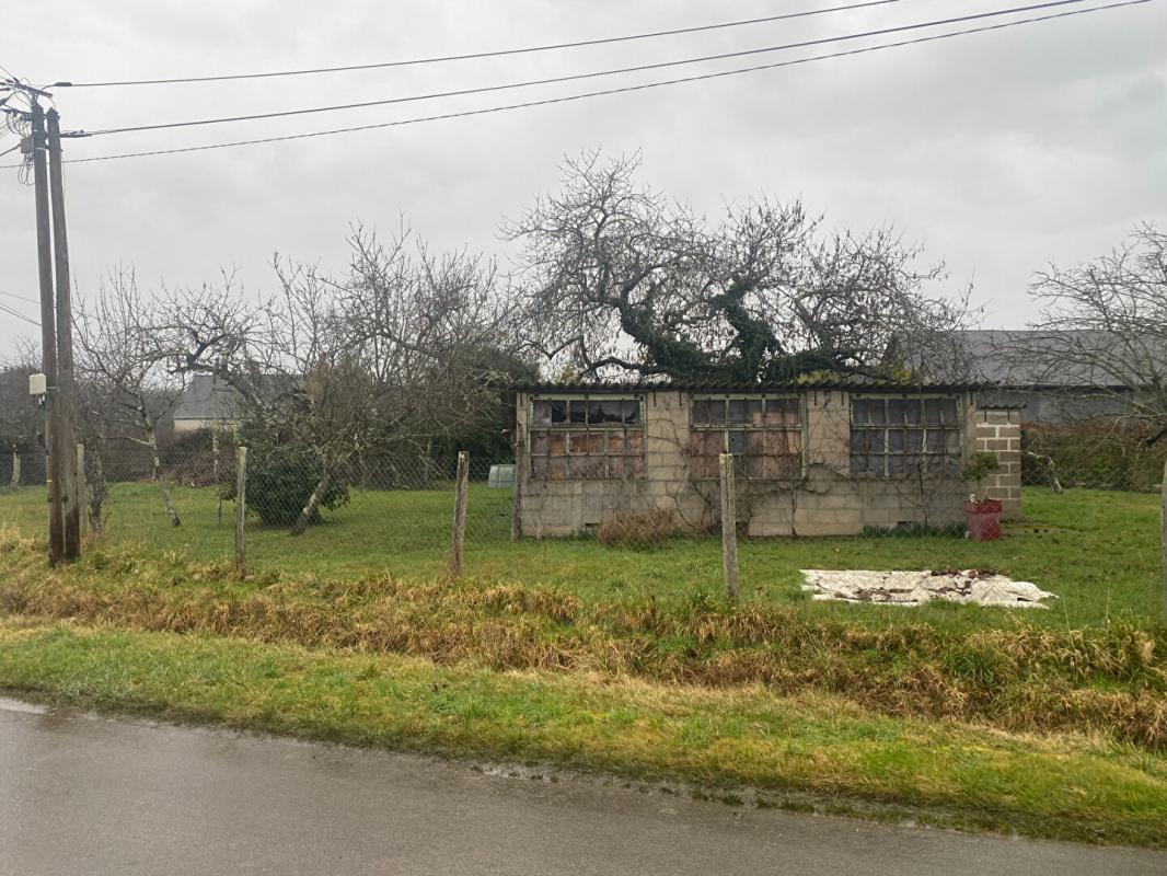 MONTEAUX Terrain Monteaux 1107 m2 2