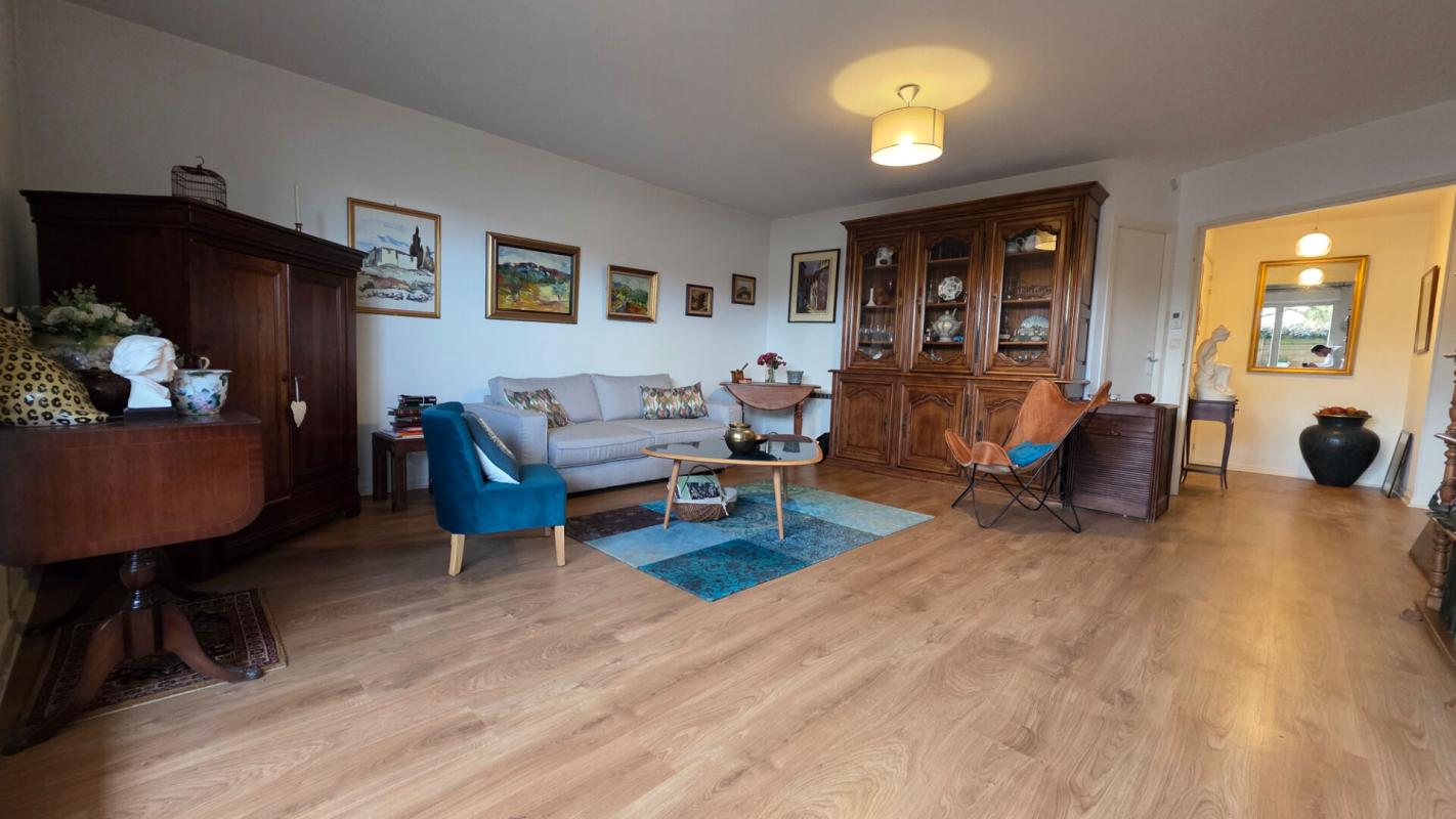 BORDEAUX Appartement 3 pièces RDC Bordeaux Caudéran - Pasteur 2 places de parking 8