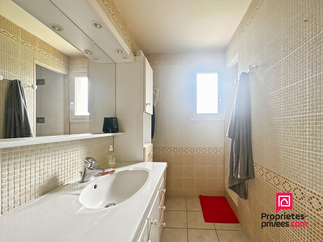 AVALLON Pavillon Avallon sur sous sol avec terrain 10