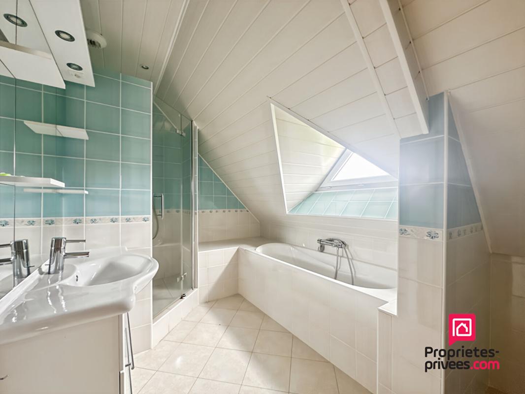 AVALLON Pavillon Avallon sur sous sol avec terrain 16