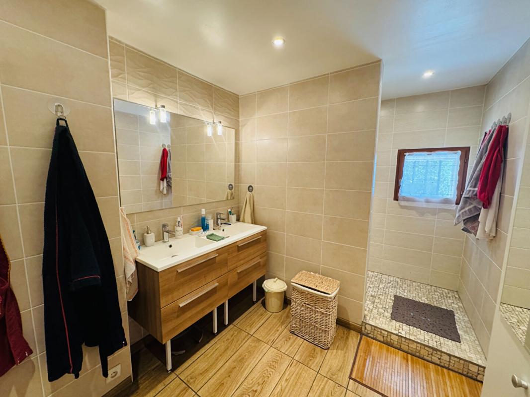 SAINT-LEGER-LE-PETIT Jolie maison ancienne à Saint Léger le Petit 12