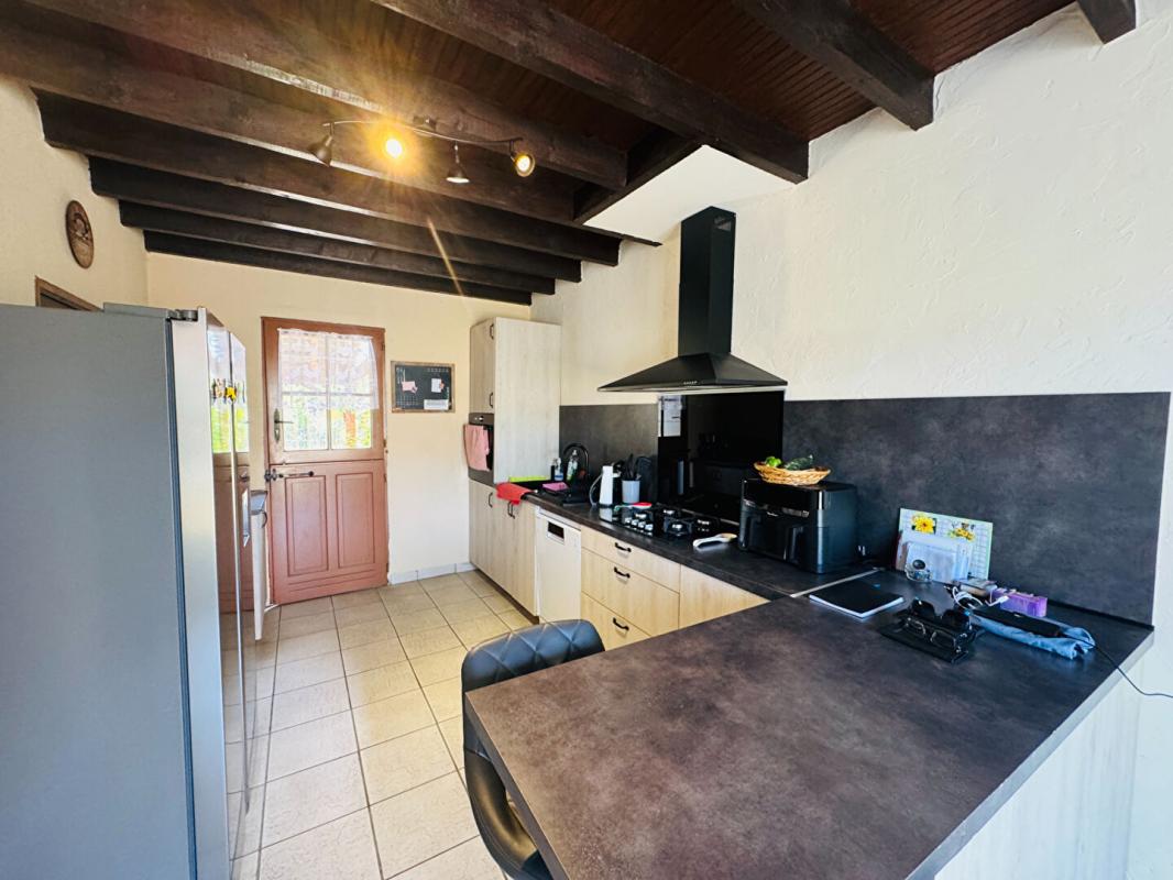 SAINT-LEGER-LE-PETIT Jolie maison ancienne à Saint Léger le Petit 8