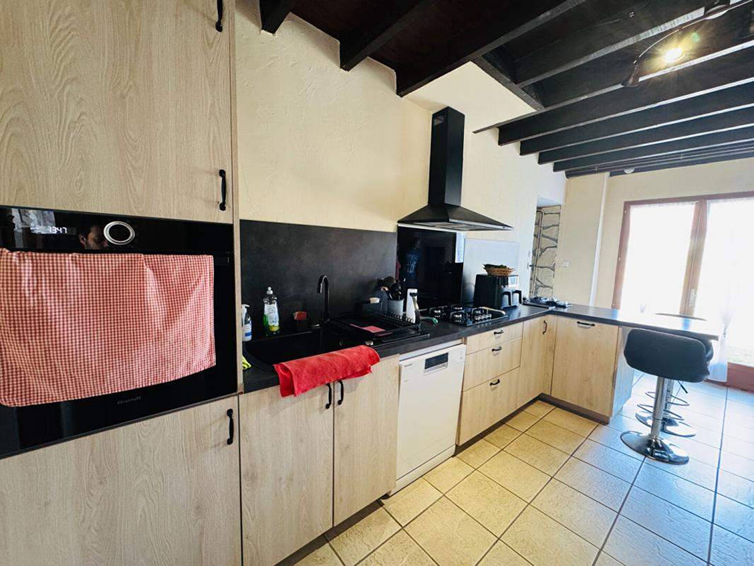 SAINT-LEGER-LE-PETIT Jolie maison ancienne à Saint Léger le Petit 9