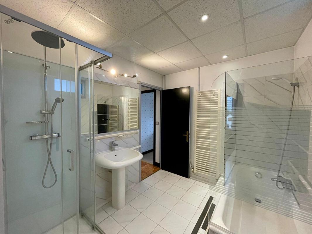 NEVERS Appartement 98m² - jardin, balcon, garage, proche centre ville Nevers 8