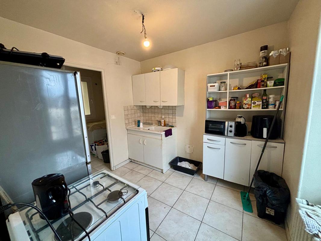 NEVERS Immeuble Nevers 258 m2 - hangar de 150 m² - Bonne rentabilité 13