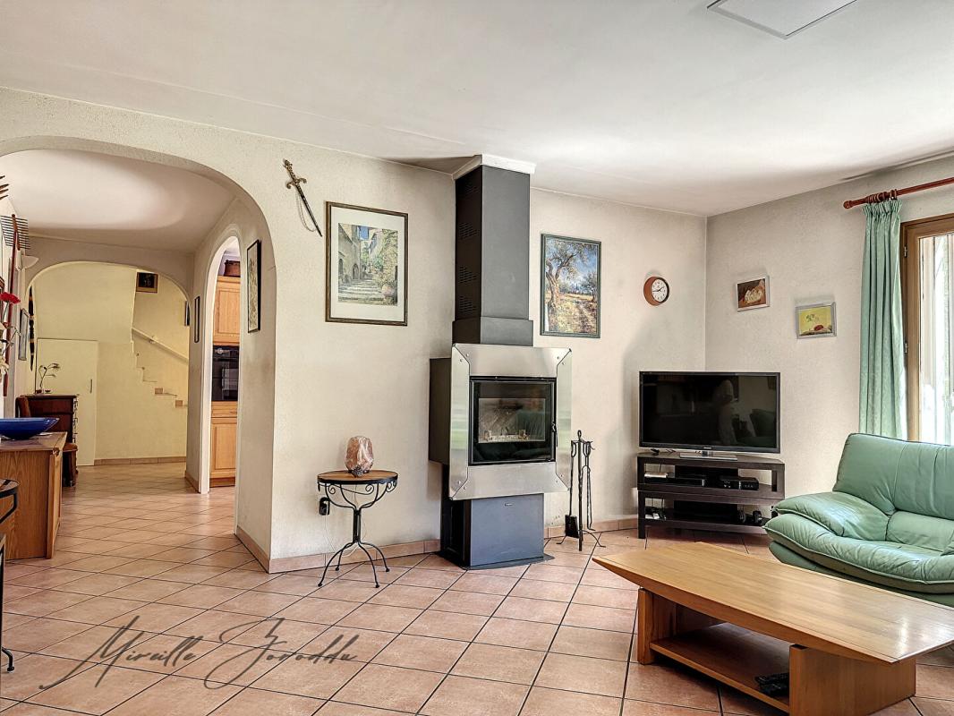 SAINT-REMY-DE-PROVENCE Saint Remy De Provence villa 5 pièces 128 m² avec piscine et dépendance 10