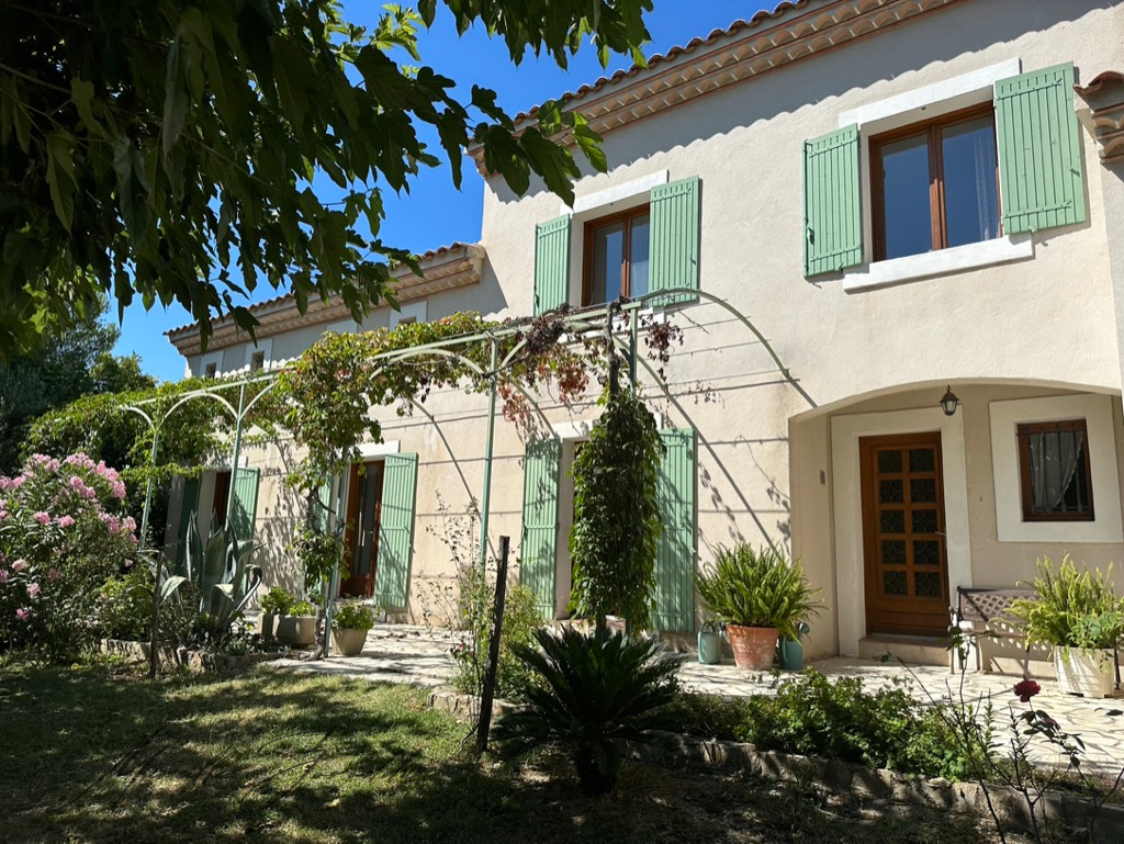 SAINT-REMY-DE-PROVENCE Saint Remy De Provence villa 5 pièces 128 m² avec piscine et dépendance 12