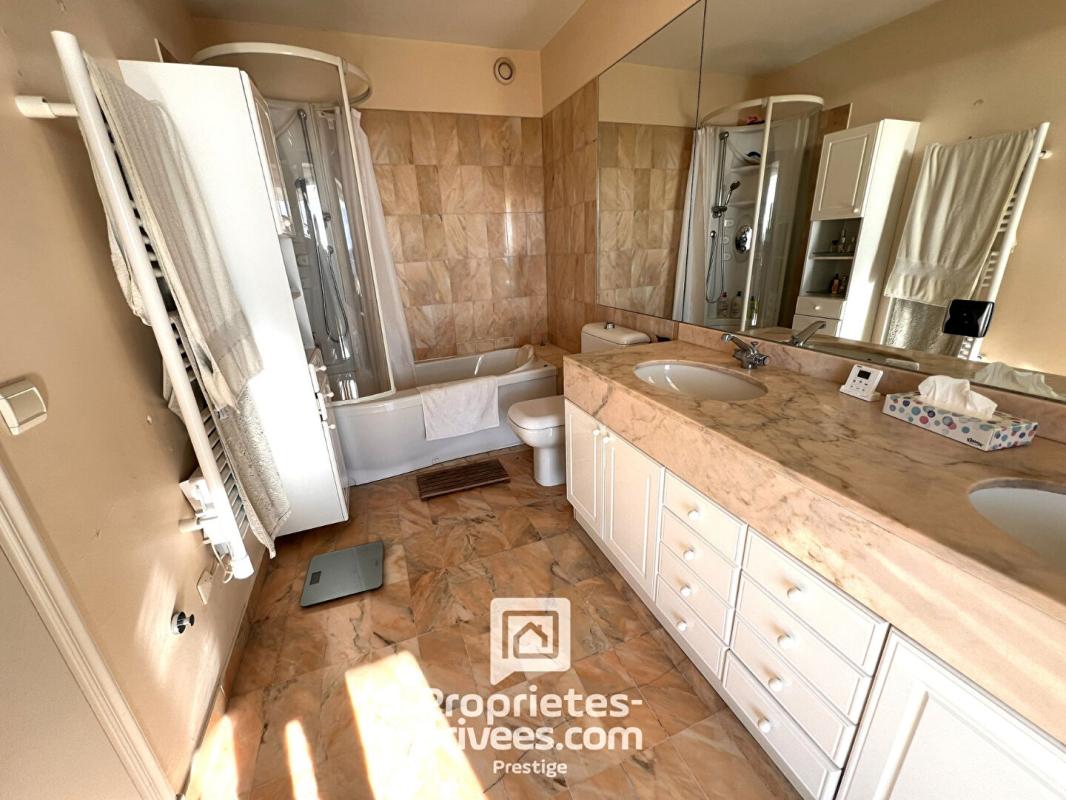 NICE NICE MONT BORON Vue mer exceptionnelle, Appartement 3 pièces avec jardin 12