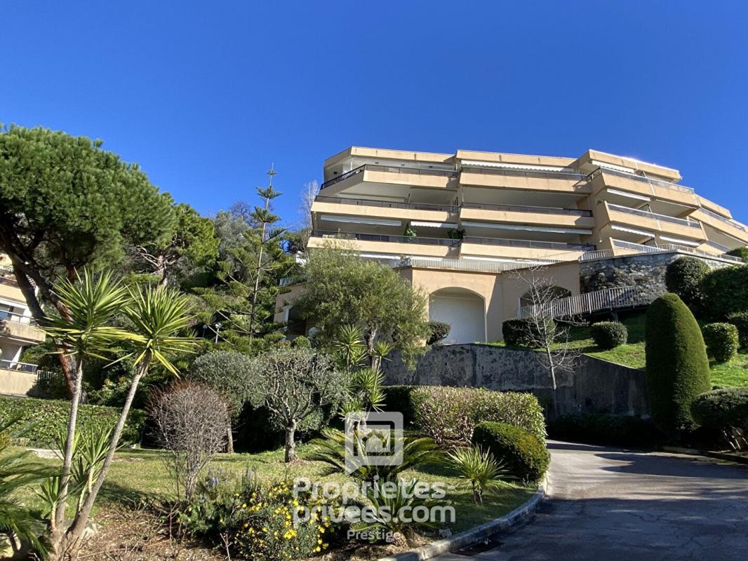 NICE NICE MONT BORON Vue mer exceptionnelle, Appartement 3 pièces avec jardin 15