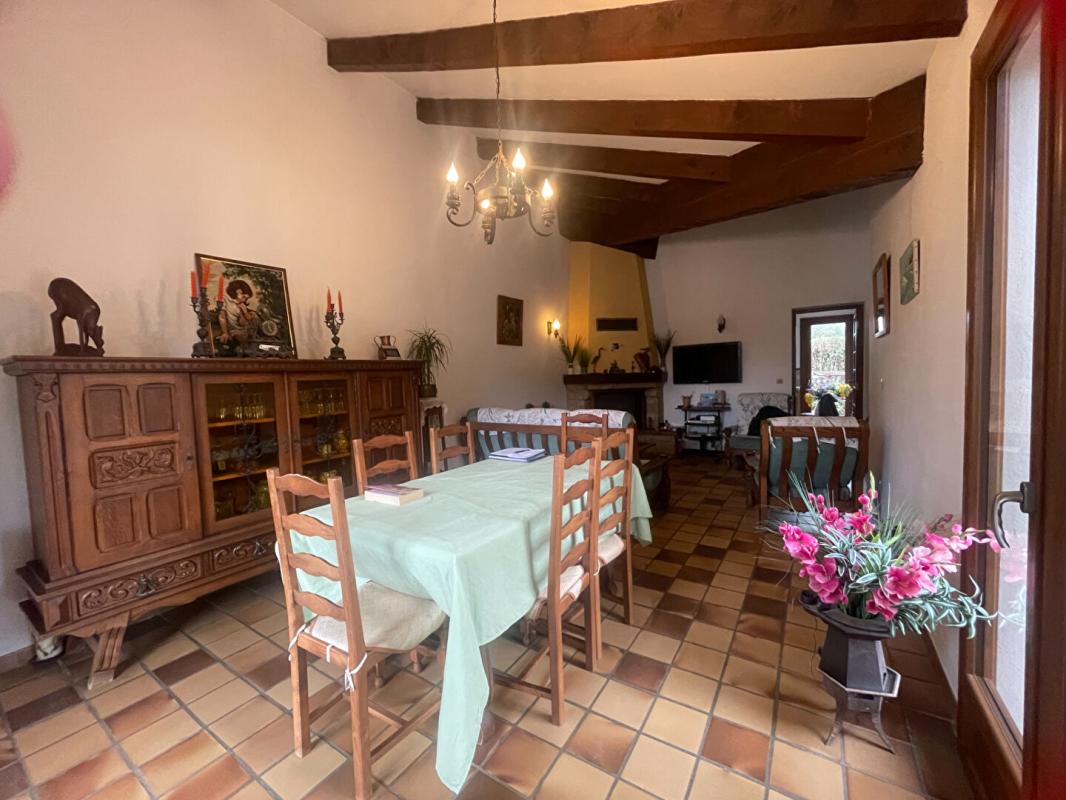 PEYRIAC-DE-MER Maison de plain pied avec un grand jardin arboré 2