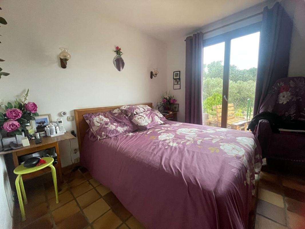 PEYRIAC-DE-MER Maison de plain pied avec un grand jardin arboré 7