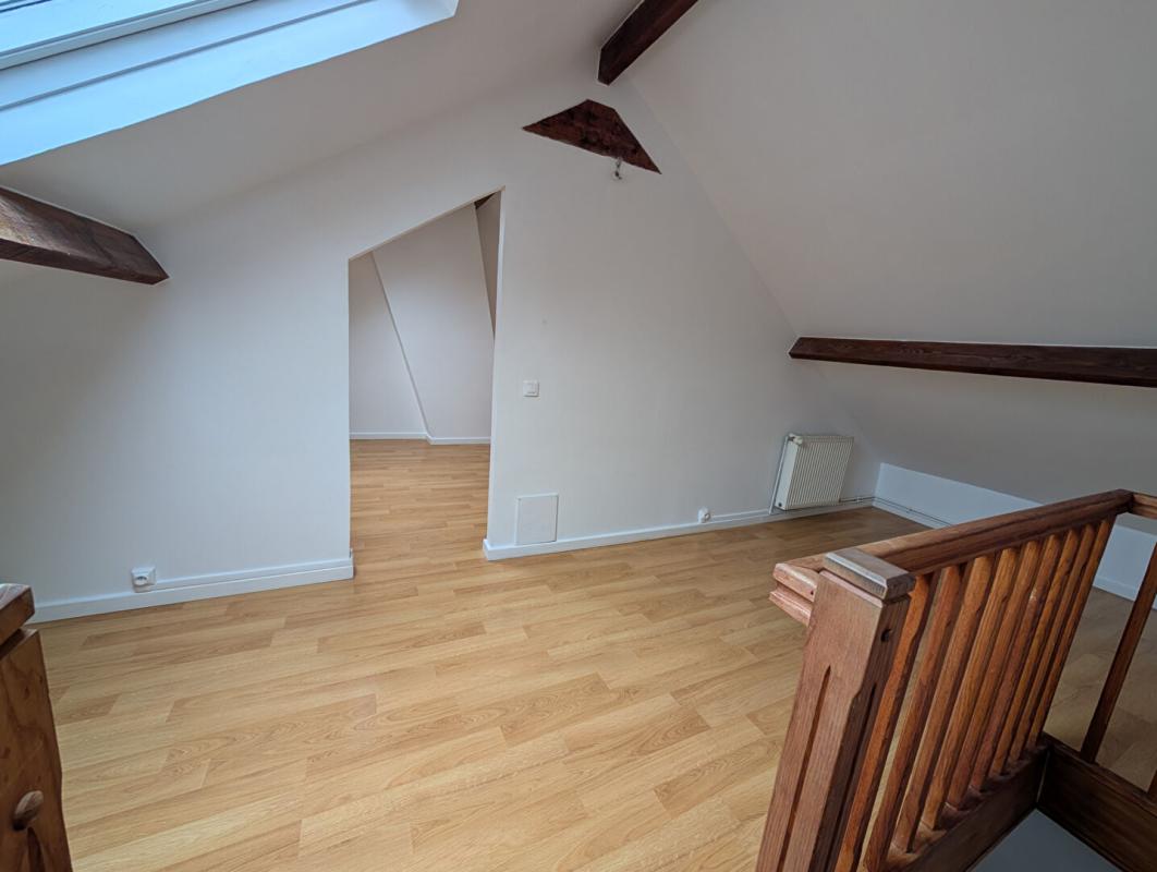 FACHES-THUMESNIL Maison Faches Thumesnil 5 pièce(s) 133 m2, 109 m2 CARREZ 11
