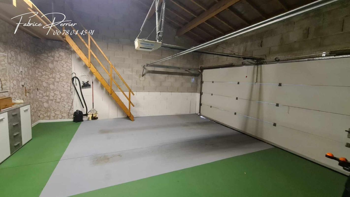 MONTBOUCHER-SUR-JABRON MAISON 147 m2 avec piscine 15