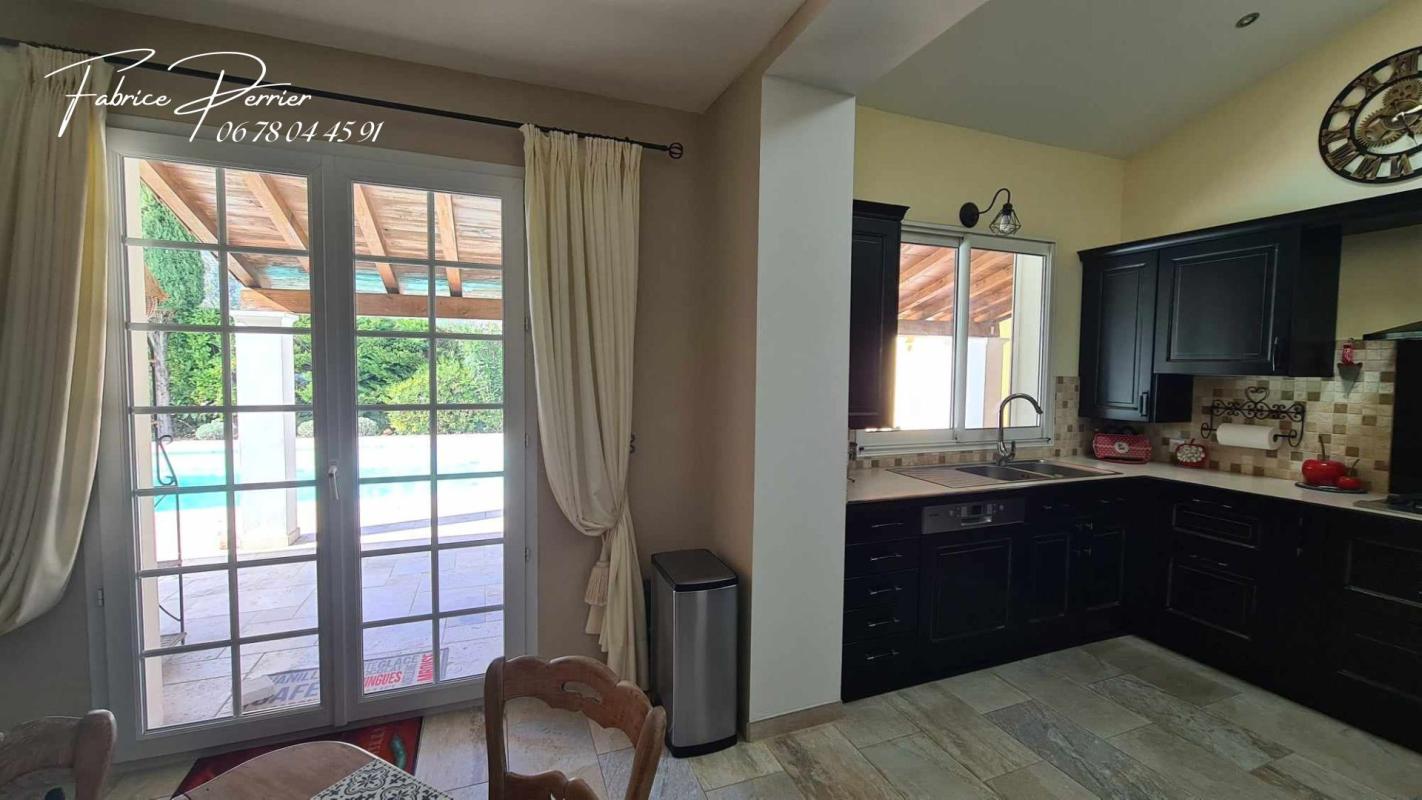 MONTBOUCHER-SUR-JABRON MAISON 147 m2 avec piscine 6