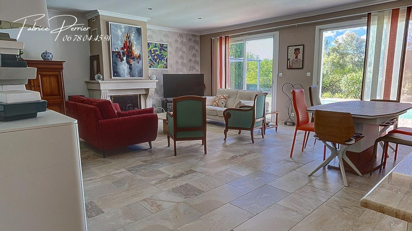 MONTBOUCHER-SUR-JABRON MAISON 147 m2 avec piscine 8