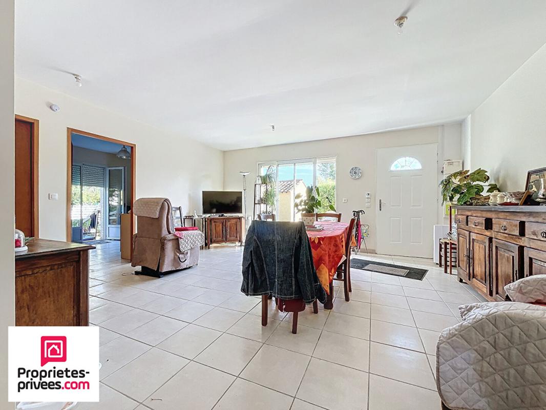 SAINT-SULPICE-LA-POINTE Centre ville  - Appartement  RDC 65 m2 avec JARDIN et PARKING PRIVÉ 9