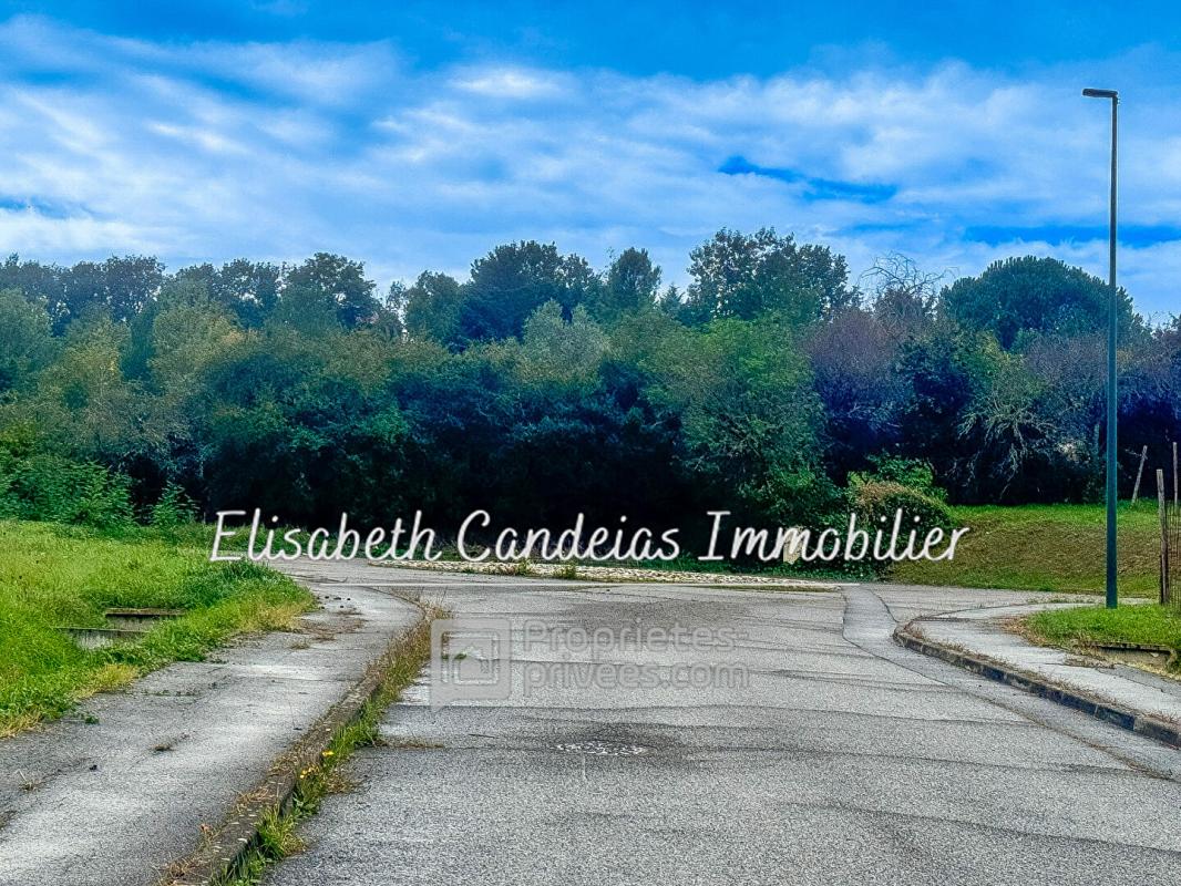 SAINT-SULPICE-SUR-LEZE SAINT SULPICE SUR LEZE - TERRAIN Viabilisé - SHON 50% - Zone artisanale 2