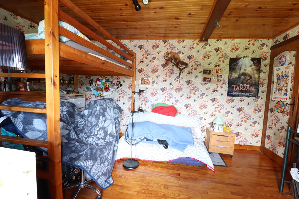 MARAT Maison Marat 8 pièces  +/-170 m2 + grange et jardin et 5ha de terrain 7