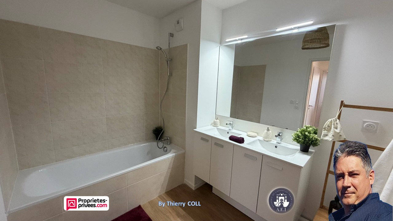 RILLIEUX-LA-PAPE APPARTEMENT T4 RILLIEUX LA PAPE DE  81.05 m2 EN REZ DE JARDIN 6