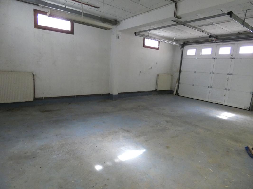 LIMETZ-VILLEZ Maison familiale 155 m2+ exeptionnel sous sol 14