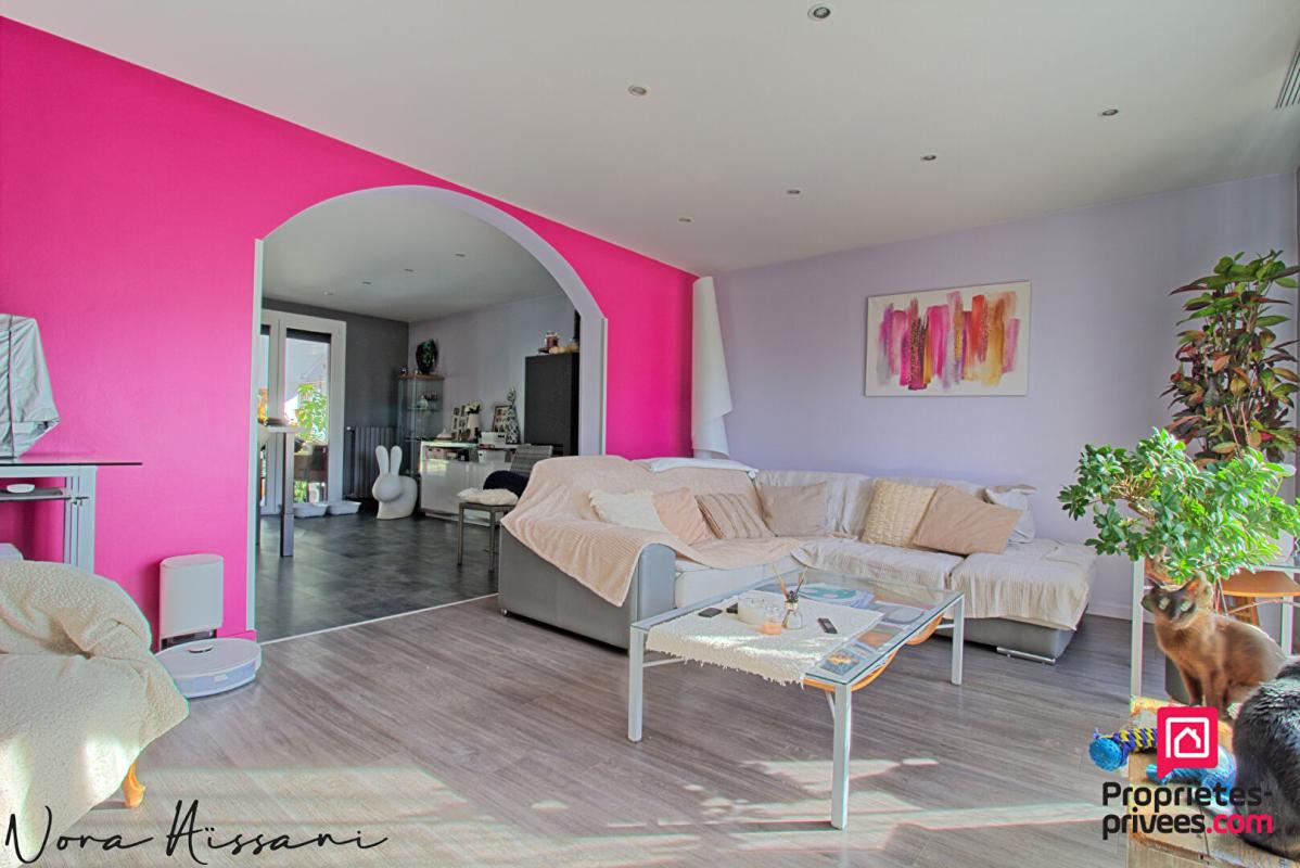 DOLE Maison  7 pièce(s) 10