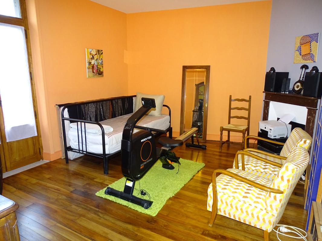 MONTIGNAC Maison Montignac Lascaux 7 pièce(s) 196 m2 16