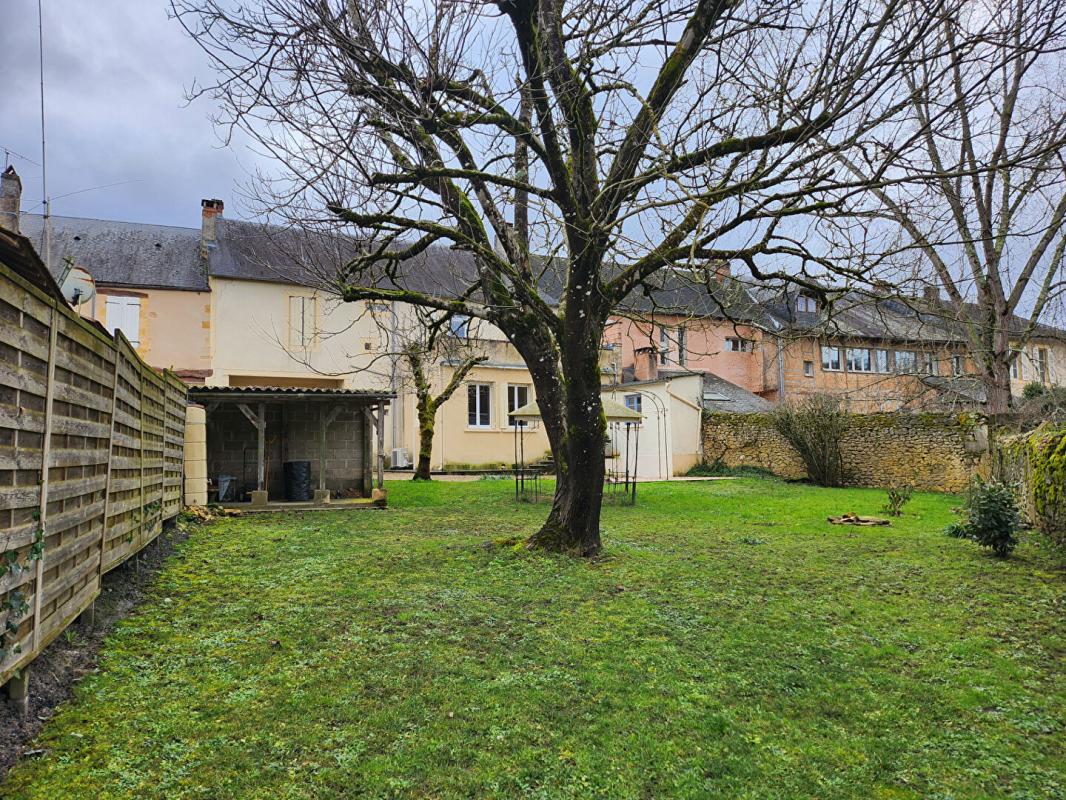 MONTIGNAC Maison Montignac Lascaux 7 pièce(s) 196 m2 7