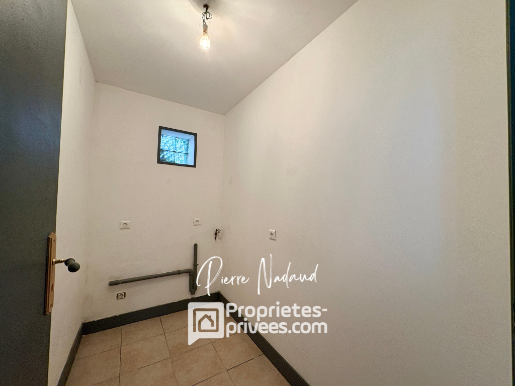 MENESPLET Maison Menesplet 4 pièces 3 chambres et bureau 10