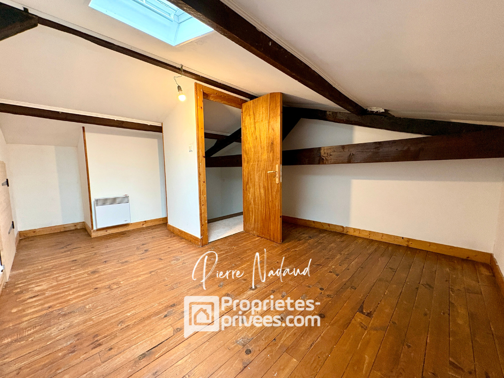 MENESPLET Maison Menesplet 4 pièces 3 chambres et bureau 9