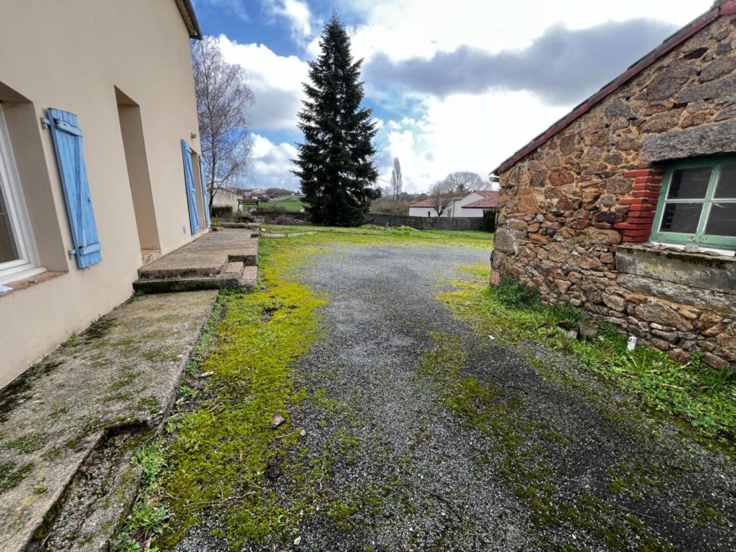 POUZAUGES Maison Pouzauges 115 m² 9