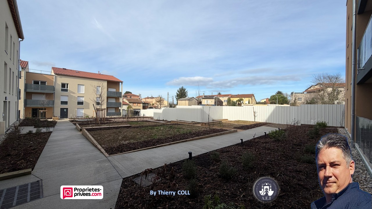 RILLIEUX-LA-PAPE APPARTEMENT T3 RILLIEUX LA PAPE DE 60.79 m2 deuxième étage 14