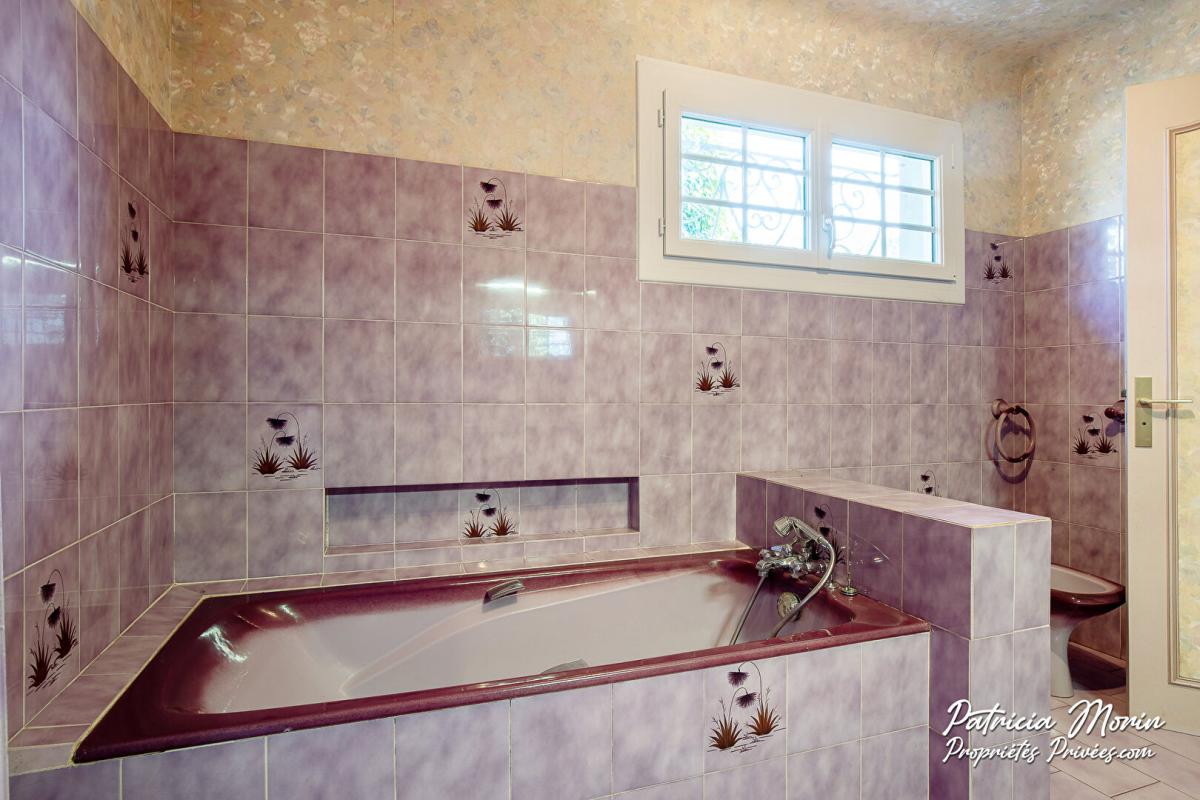 DAX Maison  centre ville de HINX   185 m2 Avec dépendances 12