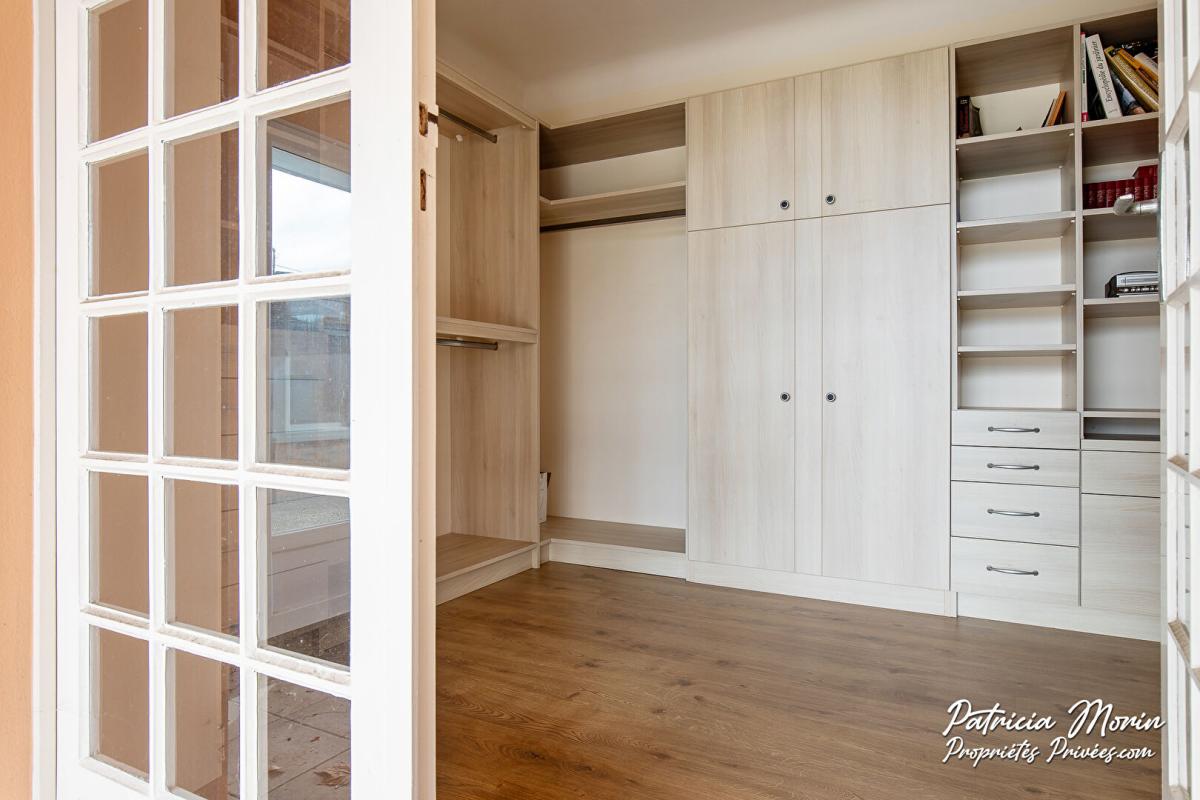 DAX Maison  centre ville de HINX   185 m2 Avec dépendances 14